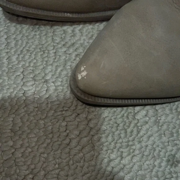 American Eagle Size 10 Greyish-Beige Stylish Boots - Picture 3 of 4